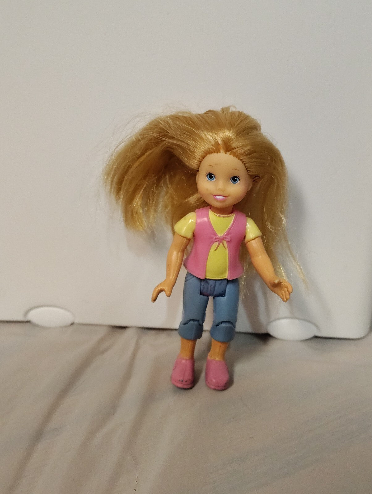 Vintage 2002 Fisher-Price Loving Family Girl Sister Doll Figure w/ Blonde Hair