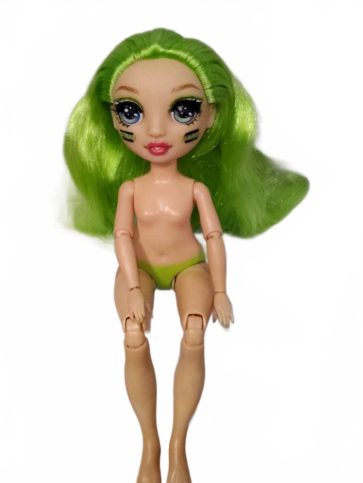 MGA Rainbow High Jade Hunter Cheerleader Fashion Doll