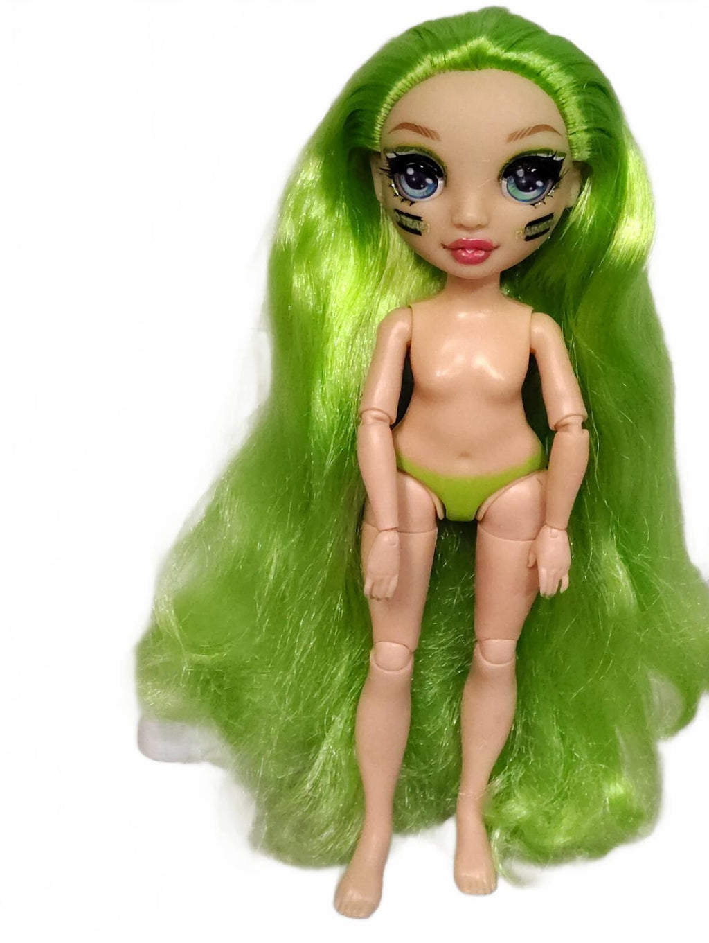MGA Rainbow High Jade Hunter Cheerleader Fashion Doll